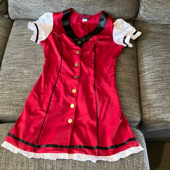 Halloween Costume VIP Valet Service Dreamgirl Costume - Picture 6 of 16